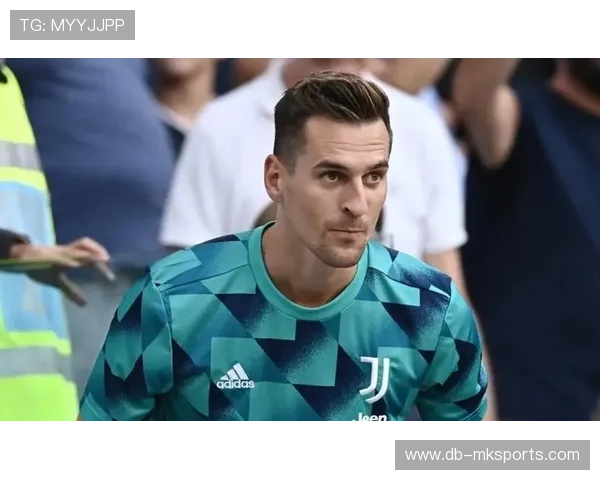 尤文米利克秒停超强调整后抽射连防守都惊呆