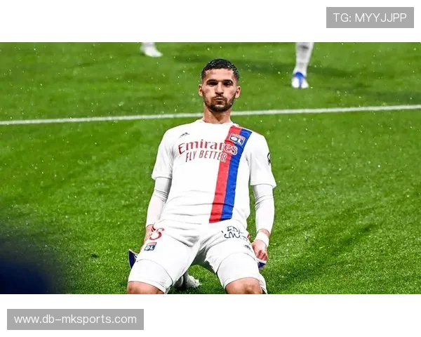 法甲里昂中路突破多次收效,比赛走向明朗